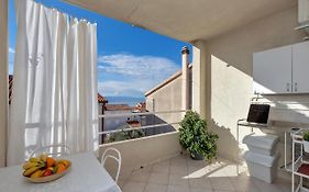 Apartments Angela Makarska